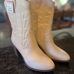 Women’s Cowboy Boots